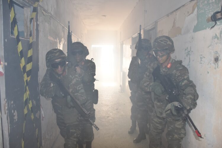 Εκπαίδευση Σπουδαστών της ΣΜΥ στο Εθνικό Πρότυπο Κέντρο Εκπαίδευσης Αγώνα σε Αστικό Περιβάλλον