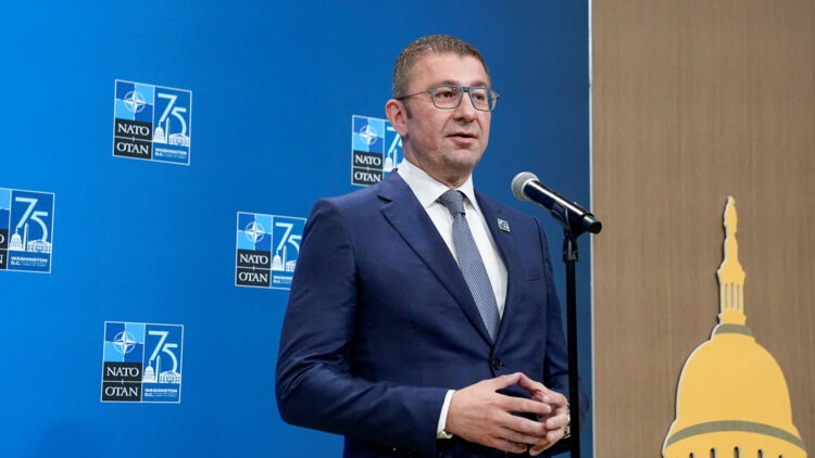 Προκλητικός ο Σκοπιανός πρωθυπουργός & στη σύνοδο του ΝΑΤΟ …Σε ποιανού πλάτες στηρίζεται;