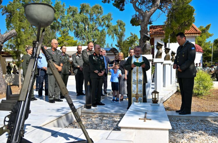 Τρισάγιο στη Μνήμη του Αντιστράτηγου Στυλιανού Καλμπουρτζή
