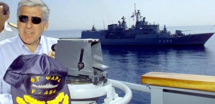 Την Ενοχή του τ.ΥΠΑΜ Παπαντωνίου ζήτησε ο Εισαγγελεύς για τις Φρεγάτες του ΠΝ