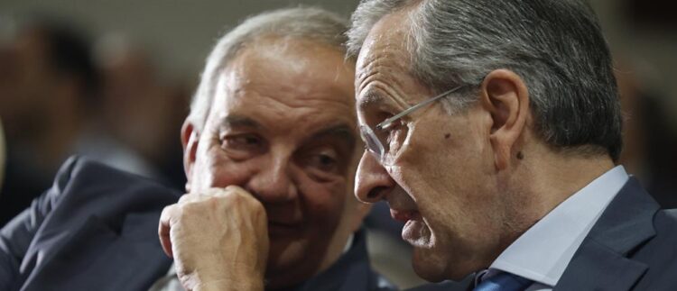 Έντονη κριτική ήταν η κριτική που άσκησαν στην κυβέρνηση…«Οι απόρρητοι φάκελοι του Καραμανλή»