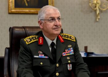 Νέα προκλητική δήλωση από τον Τούρκο Υπουργό Άμυνας: «Αναγκαία ειρηνευτική επιχείρηση» η εισβολή στην Κύπρο