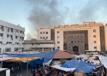 Το Ισραήλ ελευθέρωσε τον διευθυντή του νοσοκομείου Αλ-Σίφα και «δεκάδες κρατούμενους»