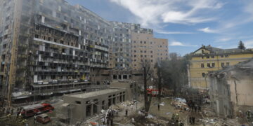 Ο Ζελένσκι υποσχέθηκε αντίποινα μετά το ρωσικό πλήγμα