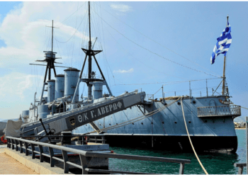 Το Θωρηκτό /Καταδρομικό  “ΑΒΕΡΩΦ” …Πρώτο θέμα στα Διεθνή Ειδικά ΜΜΕ