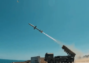 Επιχειρησιακή βολή μεγάλης εμβέλειας του Τούρκικου πυραύλου “Atmaca UM” (video)