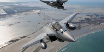 Δυο μαχητικά Rafale συγκρούστηκαν ανατολικά του Παρισιού – Αναζητούνται δύο πιλότοι