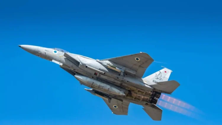 Μέση Ανατολή: Τέσσερα ισραηλινά μαχητικά παραβίασαν τον εναέριο χώρο του Λιβάνου κι έκαναν ελιγμούς στη Βηρυτό