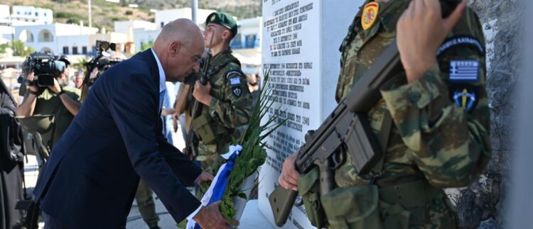 Ο ΥΕΘΑ και ο Α/ΓΕΕΘΑ στην Επέτειο της Απελευθέρωσης των Κυθήρων