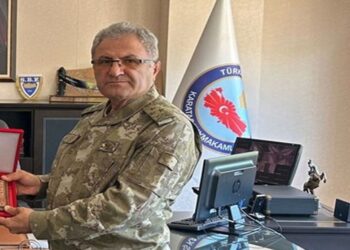 Στη Λάρισα ο Τούρκος Πασάς της 1ης Στρατιάς Στρατηγός Metin Tokel…Που θα μας χτυπήσει στον Έβρο