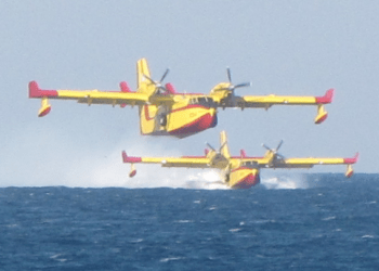 Δύο πυροσβεστικά αεροσκάφη τύπου Canadair CL-415 στέλνει η Ελλάδα στην Πορτογαλία