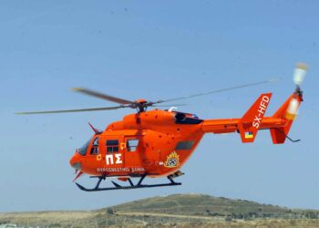 Πυροσβεστική: Πολίτης διαμαρτυρήθηκε για το ελικόπτερο που πετούσε προληπτικά πάνω από την Αθήνα