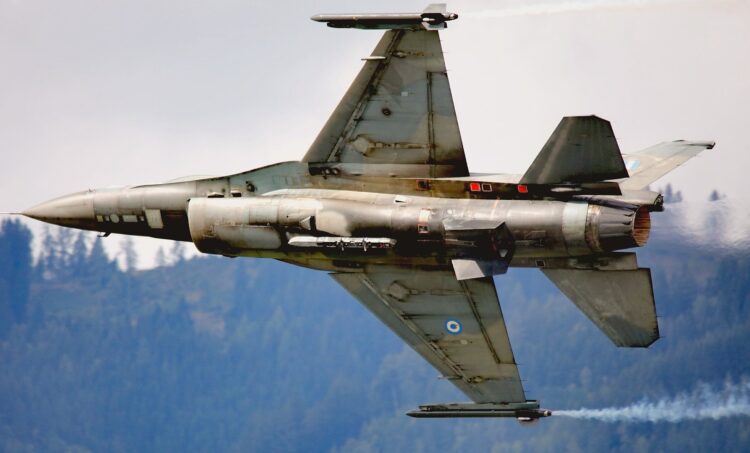 “Παλάβωσε” και τους Αυστριακούς το ΖΕΥΣ στο ….Airshow 2024 (video)