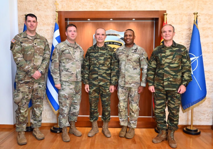 Στο ΓΕΣ ο Διοικητής του Διοικητής του  (21st TSC), Υποστράτηγος Ronald R. Ragin…