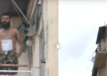 Επέμβαση των ΕΚΑΜ στην πολυκατοικία όπου Παλαιστίνιος απειλούσε να ανατινάξει φιάλη υγραερίου