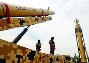 Το Ιράν ετοιμάζει πυραυλική επίθεση κατά του Ισραήλ, σύμφωνα με το Λευκό Οίκο