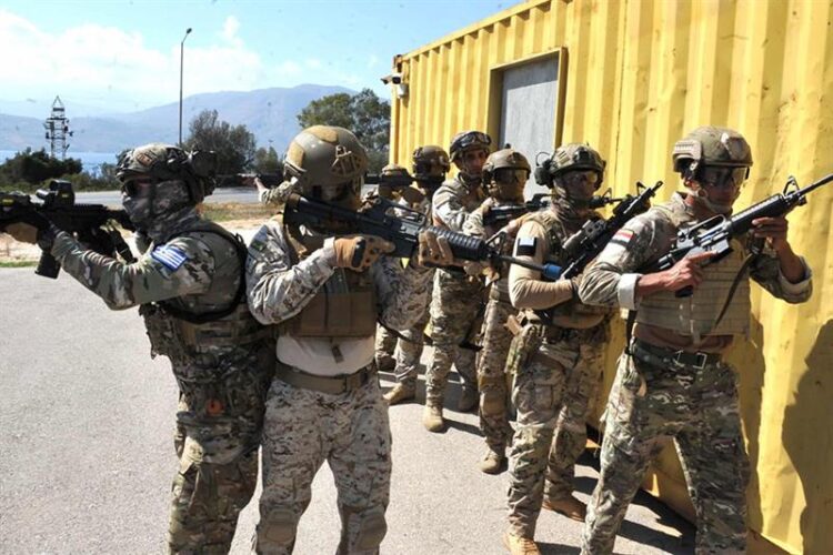 Εντυπωσιακές Εικόνες από την Πολυεθνική Διακλαδική Άσκηση «ΜΕΔΟΥΣΑ 13» (video)