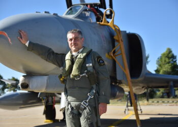 Πτήση Απόστρατων Ιπτάμενων Αξιωματικών –Με F-16, MIRAGE2000-5 και F- 4E στην 111ΠΜ