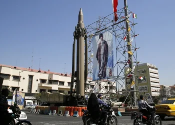 Το Ιράν ετοιμάζει πυραυλική επίθεση κατά του Ισραήλ, σύμφωνα με το Λευκό Οίκο