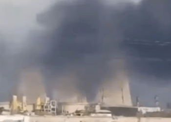 Ιράν: Αναφορές για φωτιά κοντά στον πυρηνικό σταθμό του Καράτζ