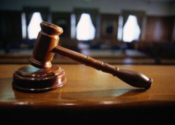 Μισθοδικείο: «Όχι» στην εξομοίωση αποδοχών των στρατιωτικών δικαστικών με των τακτικών