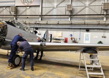 Επαναφορά σε Πτήσιμη Κατάσταση Αεροσκάφους T-6 HARVARD της ΠΑ (video)