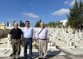 Η Επιστροφή των Ηρώων της ΕΛΔΥΚ 74 στα …Μνήματα των Συμπολεμιστών τους