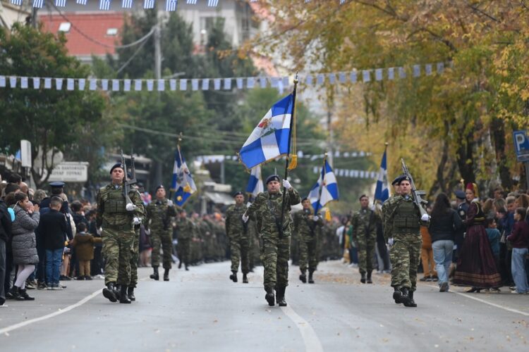 Εκδηλώσεις για την 112η επέτειο από την απελευθέρωση της Καστοριάς, παρουσία ΥΕΘΑ Δένδια
