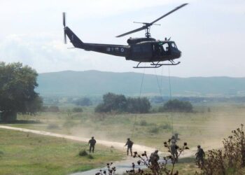 Στην εκπομπή “Με Αρετή και Τόλμη”, η απαιτητική εκπαίδευση  της 1ης Μοίρας Καταδρομών