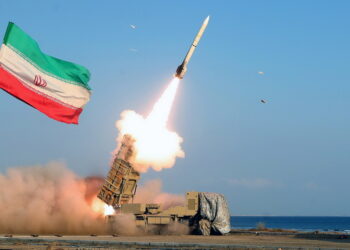 Ιράν: «Το πυρηνικό δόγμα μπορεί να αλλάξει αν η χώρα βρεθεί αντιμέτωπη με υπαρξιακή απειλή»