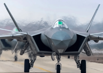 Νέο Κινέζικο  μαχητικό stealth J-35A…Εξοπλισμένο με 2 Κινητήρες (video)