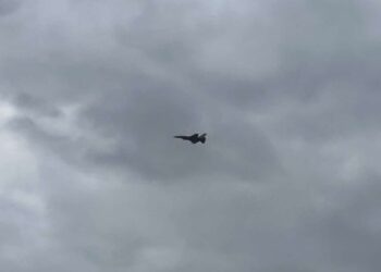 Εντυπωσίασε η Ομάδα Αεροπορικών Επιδείξεων «ΖΕΥΣ» στο Βόλο