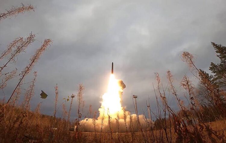 Ρωσικό ΥΠΑΜ: Επιβεβαιώνει το πλήγμα στο Μπριάνσκ με 6 πυραύλους ATACMS (video)