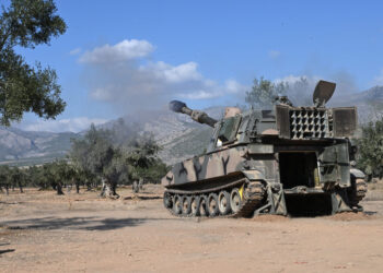 “Γονάτισαν  τα Πέριξ”… Με τις Βολές των Α/Κ πυροβόλα Μ109Α1B-A2 οι Πυροβολητές της ΣΣΕ & της ΣΜΥ (video)