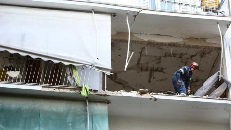 Στα χέρια της αντιτρομοκρατικής η 30χρονη που είχε τα κλειδιά της γιάφκας