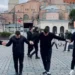 Κρητικοί χόρεψαν συρτό έξω από την Αγιά Σοφιά (video)