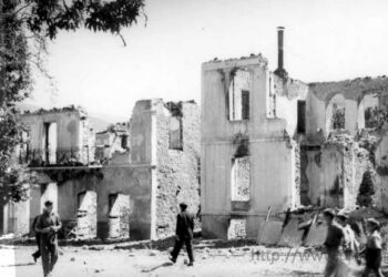 Σαν Σήμερα το 1943 οι Ναζί  λεηλατούν και  πυρπολούν. το Μέγα Σπήλαιο