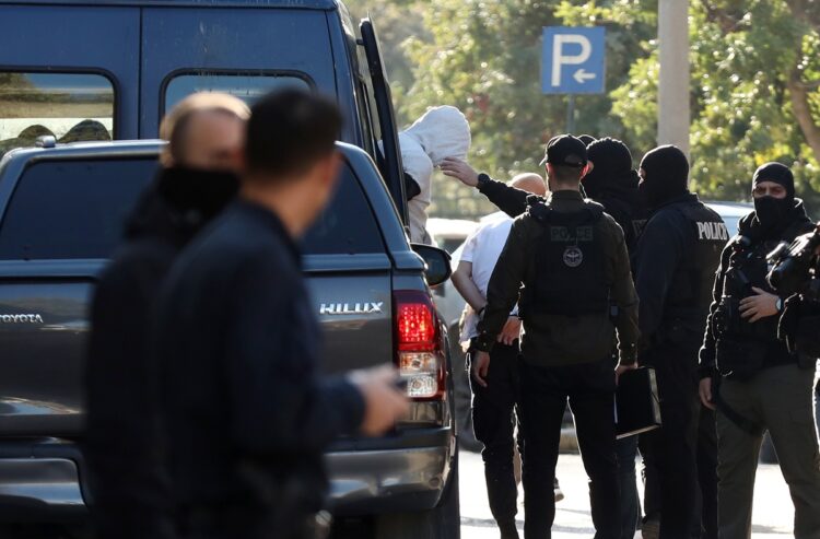 Ποινική δίωξη για  κακουργήματα και  πλημμελήματα για τους οκτώ Τούρκους