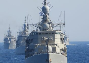 Το σχέδιο για να “επιστρέψει” η ναυτική ισορροπία μεταξύ Ελλάδας και Τουρκίας