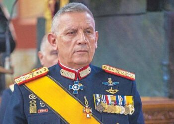 Στρατηγός Φλώρος: βρισκόμαστε ενώπιον της προετοιμασίας διεξαγωγής ενός  Γ’ Παγκοσμίου Πολέμου. (video)