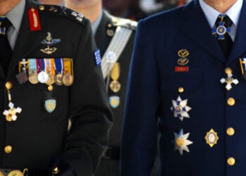 O Δένδιας ζητάει έκτακτες κρίσεις στις Ένοπλες Δυνάμεις – Επιτάχυνση μεταρρυθμίσεων στο πλαίσιο της «Ατζέντας 2030»