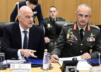 Νέες έκτακτες κρίσεις ζήτησε ο ΥΕΘΑ Ν. Δένδιας από τον Α/ΓΕΕΘΑ Στρατηγό Δ. Χούπη