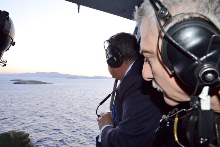 Καμμένος : Ο Θεός να τους συγχωρέσει…Aφού η Πατρίδα προβλέπει 4 ήμερο πένθος για τον Σημίτη και 3μερο για τους Ήρωες τω Ιμίων