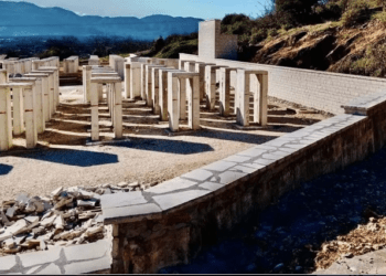 Υπαίθριο Μνημείο-Μουσείο Τιμής και Μνήμης των πεσόντων του 1940 στο Καλπάκι.