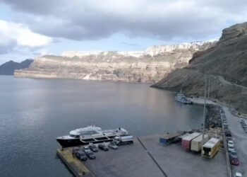 Πάνω από 100 δονήσεις από τα μεσάνυχτα στις Κυκλάδες – Στρατός & ΕΜΑΚ σε ετοιμότητα