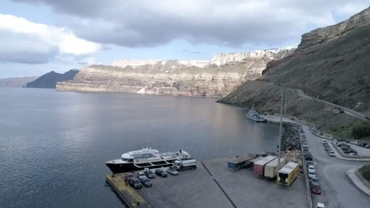 Πάνω από 100 δονήσεις από τα μεσάνυχτα στις Κυκλάδες – Στρατός & ΕΜΑΚ σε ετοιμότητα