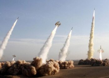 Ιράν: Εάν ΗΠΑ και Ισραήλ επιτεθούν στις πυρηνικές εγκαταστάσεις μας θα έχουμε ολοκληρωτικό πόλεμο