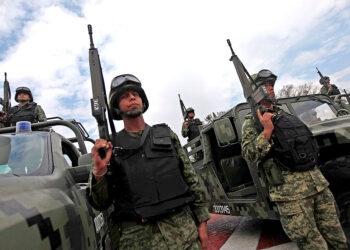 Ανάπτυξη 10.000 Μεξικανών στρατιωτών στα σύνορα με το Ελ -Πάσο των ΗΠΑ