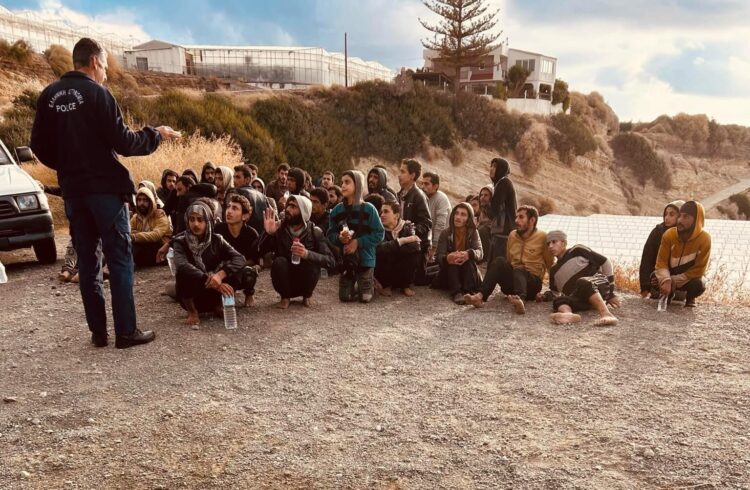 Συνεχίζονται αμείωτα οι αφίξεις λαθρομεταναστών στη νήσο Γαύδο