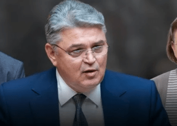 Την παραίτηση της υπουργού Πολιτισμού Λίνας Μενδώνη, ζητάει με ανακοίνωση που εξέδωσε το κόμμα «ΝΙΚΗ».